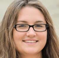 Laura S. portrait
